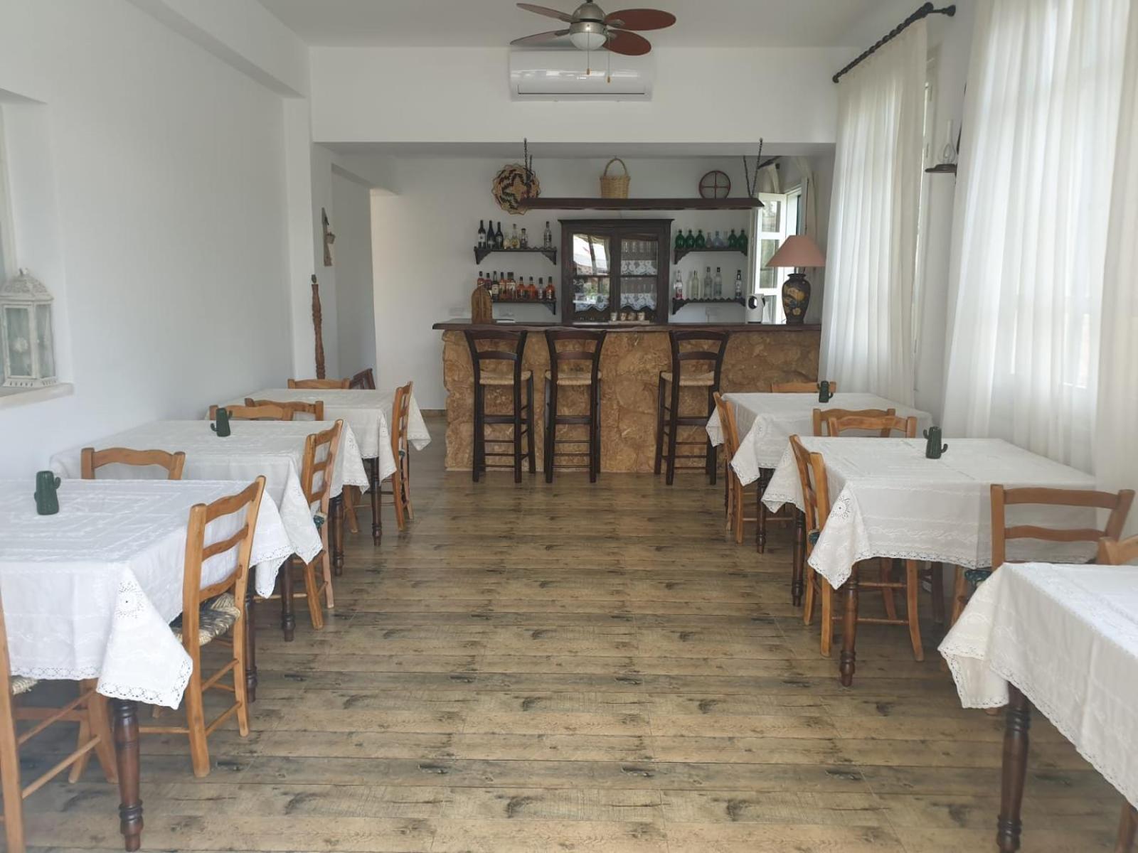 Dervise Mehmet Guest House Lefka  Extérieur photo
