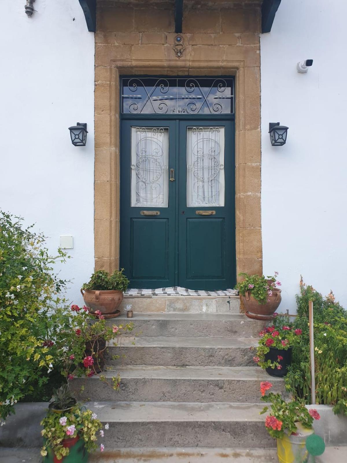 Dervise Mehmet Guest House Lefka  Extérieur photo